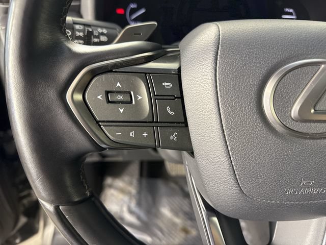 Used 2024 Lexus LX 600 4WD w/ Luxury Package image 12