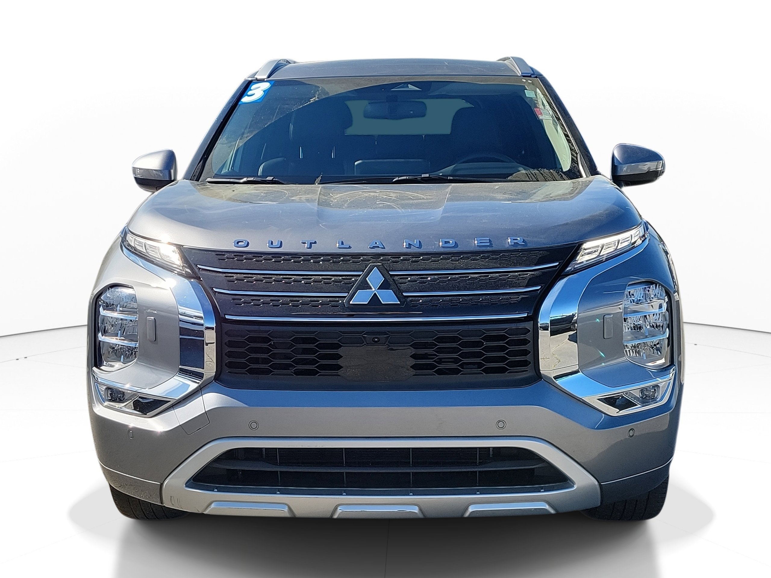 Used 2023 Mitsubishi Outlander SEL image 2