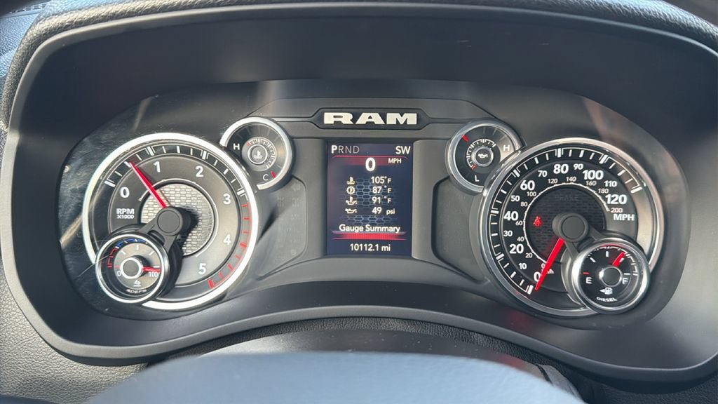 Used 2024 RAM 3500 Tradesman w/ Chrome Appearance Group AWD/4WD image 18