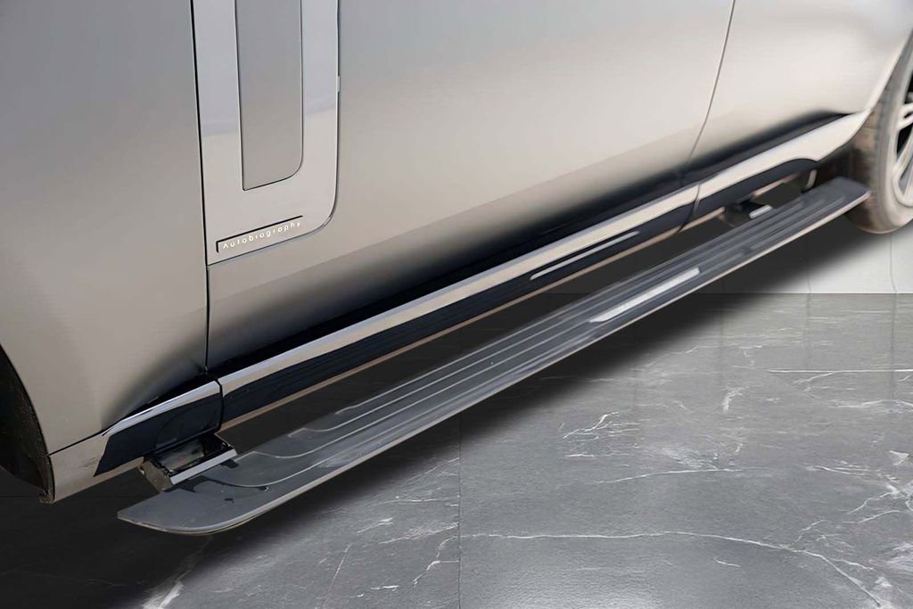 Used 2025 Land Rover Range Rover Long Wheelbase Autobiography image 36