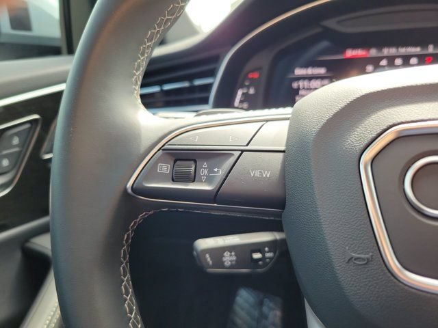 Certified 2025 Audi Q8 Premium Plus w/ Premium Plus Package AWD/4WD image 22