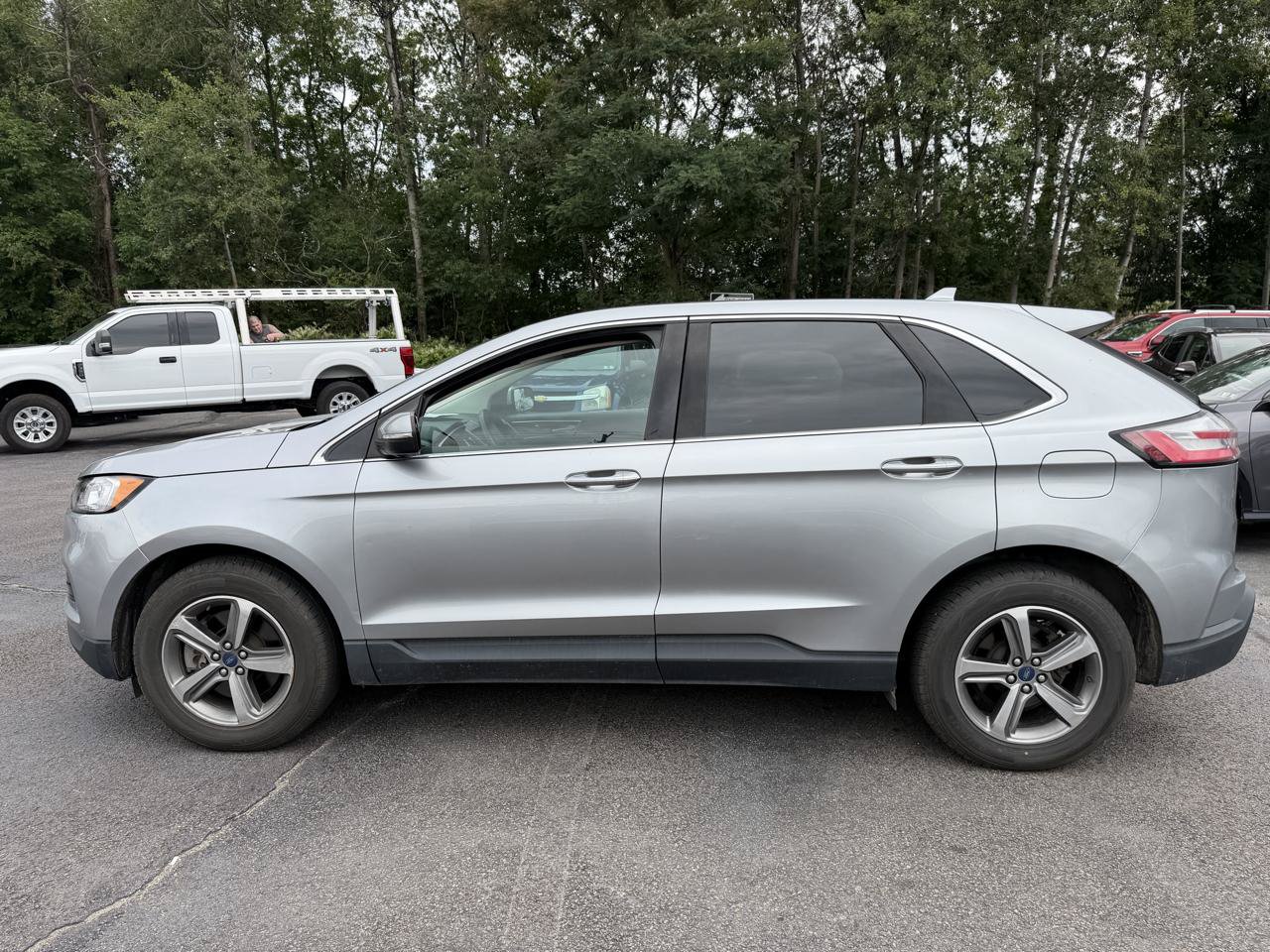 Used 2020 Ford Edge SEL w/ Convenience Package AWD/4WD image 6