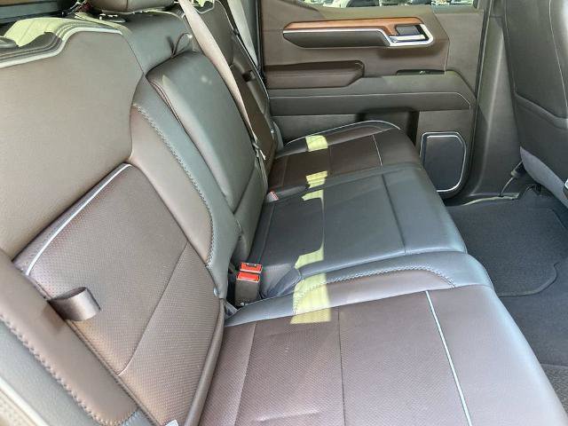 Used 2022 GMC Sierra 1500 Denali w/ Denali Reserve Package AWD/4WD image 23