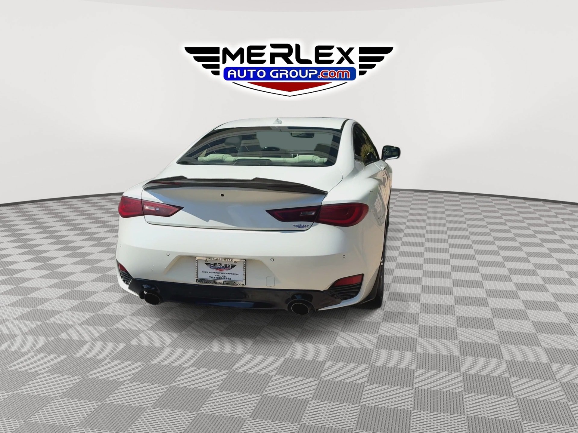 Used 2017 INFINITI Q60 2.0t w/ Premium Plus Package 2.0T AWD/4WD image 7