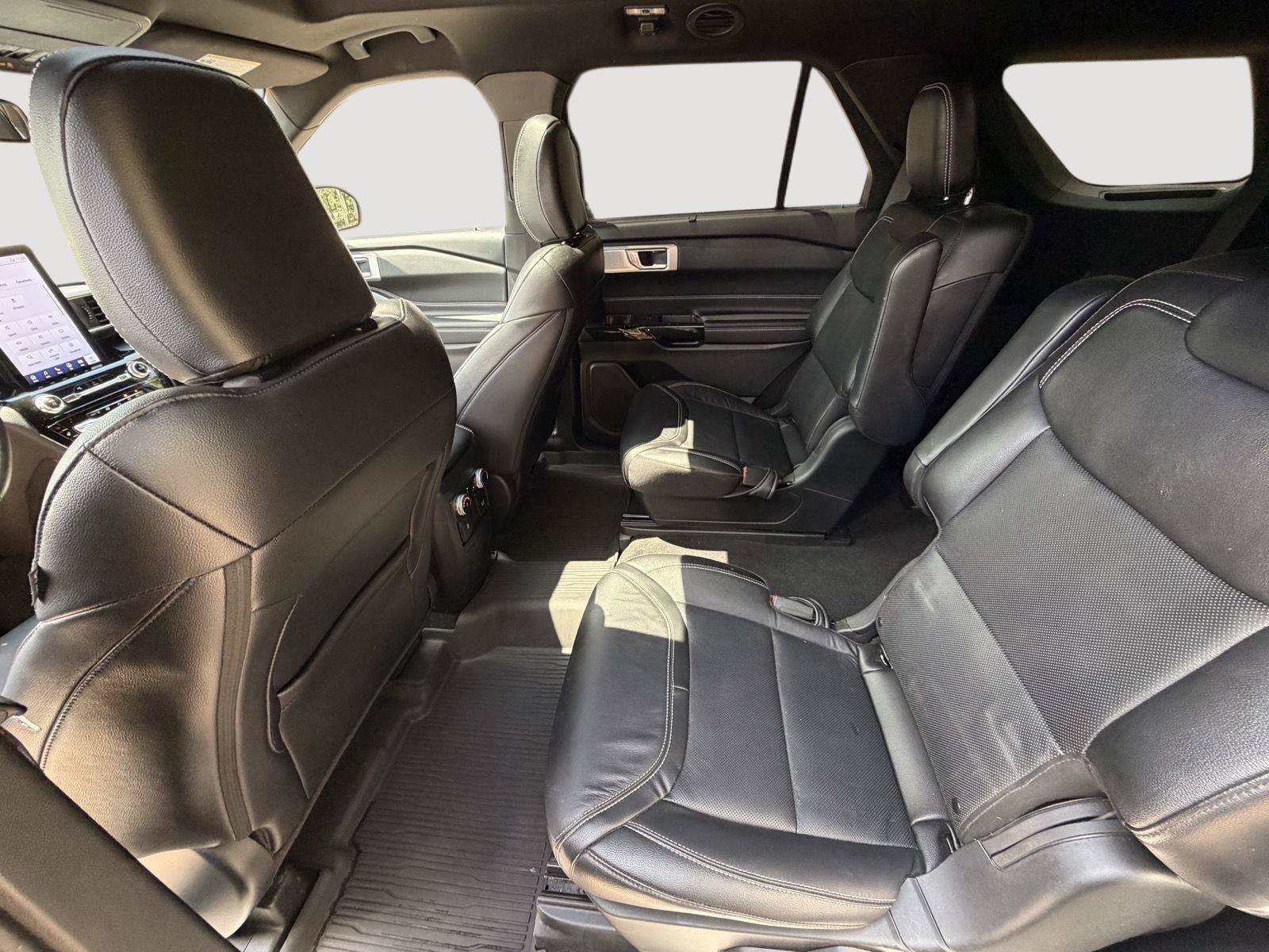 Used 2024 Ford Explorer ST w/ Equipment Group 401A AWD/4WD image 34