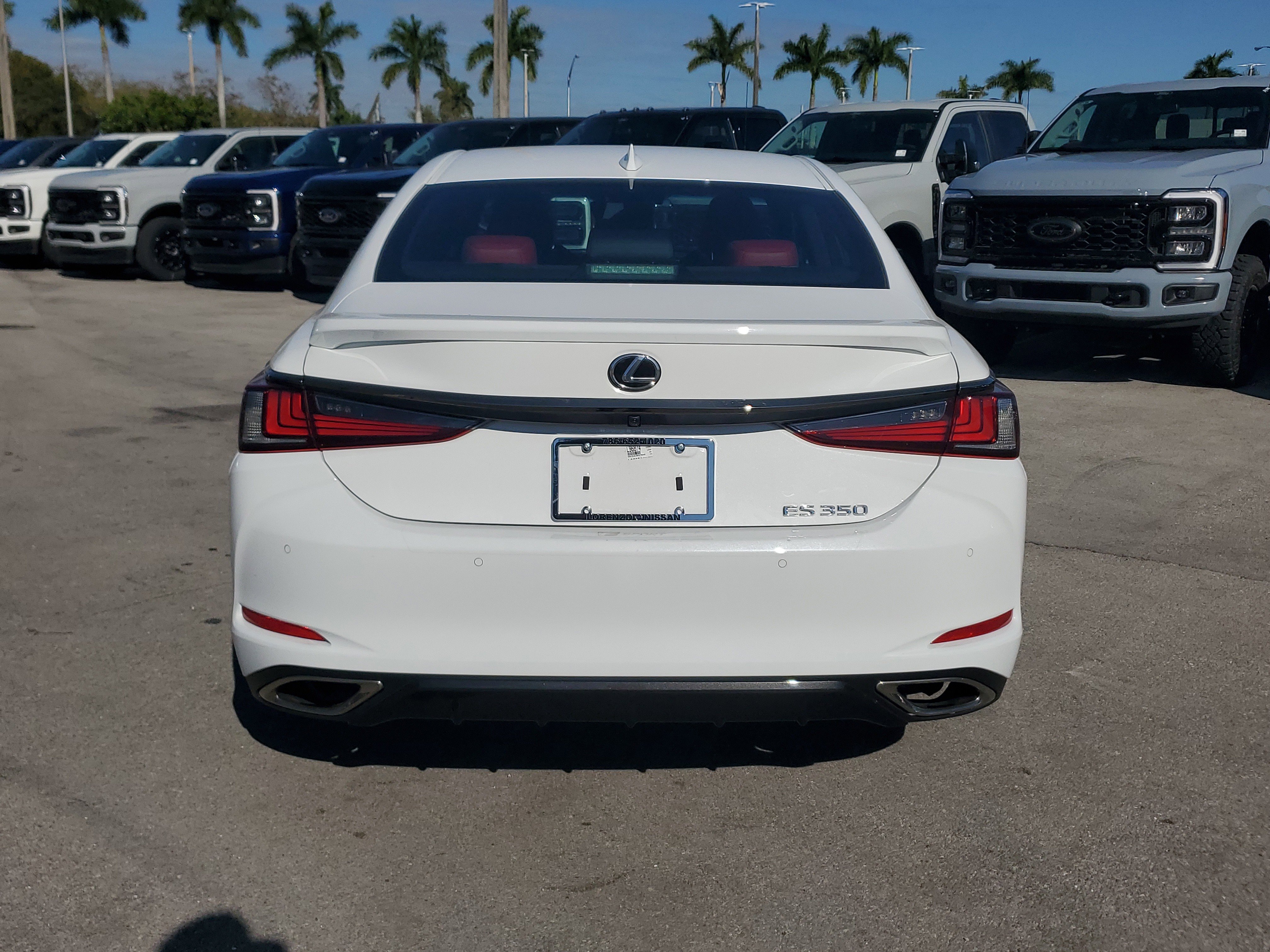 Used 2024 Lexus ES 350 F Sport w/ Accessory Package (Z2) image 7