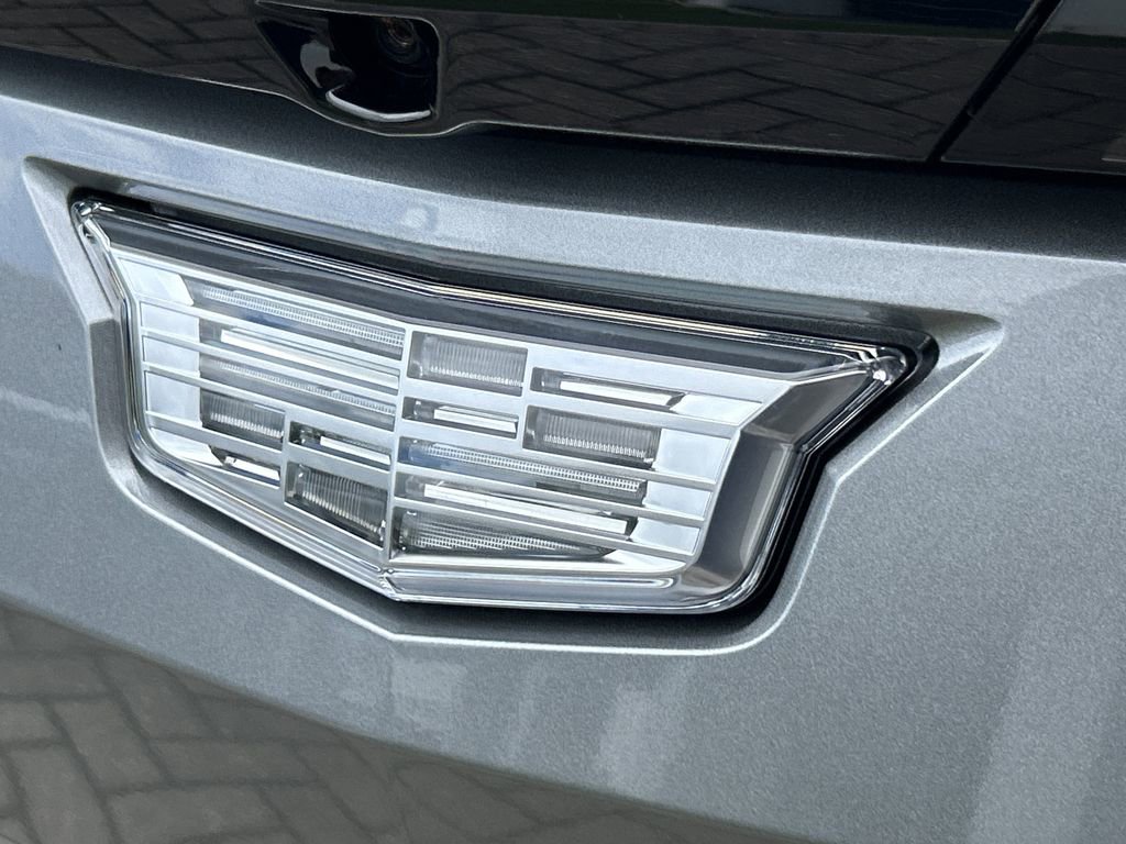 New 2026 Cadillac Lyriq V image 9