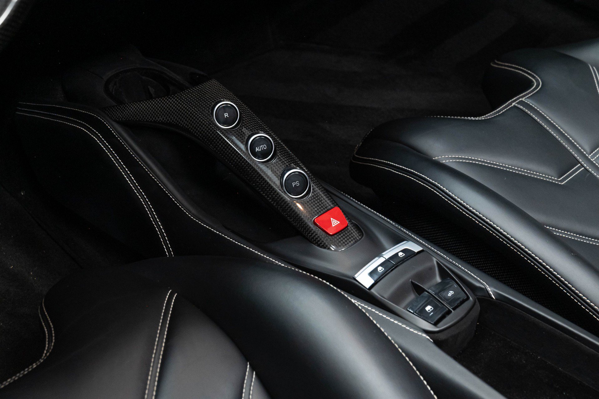 Used 2016 Ferrari 488 Spider RWD image 17