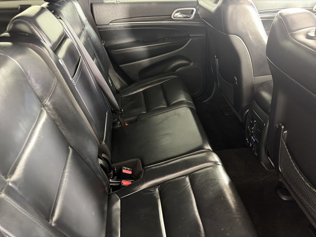Used 2022 Jeep Grand Cherokee Limited RWD image 24