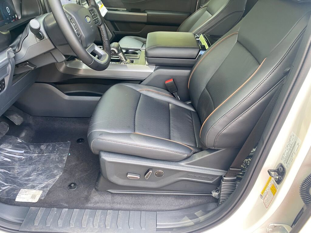 New 2025 Ford F150 Lariat w/ Equipment Group 502A High image 9