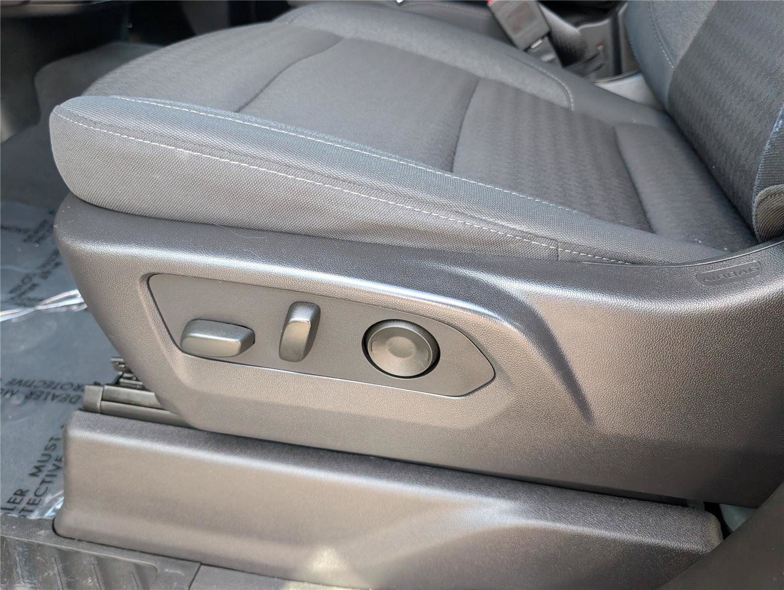 Used 2024 Chevrolet Silverado 1500 Custom w/ Turbomax Blackout Package AWD/4WD image 20