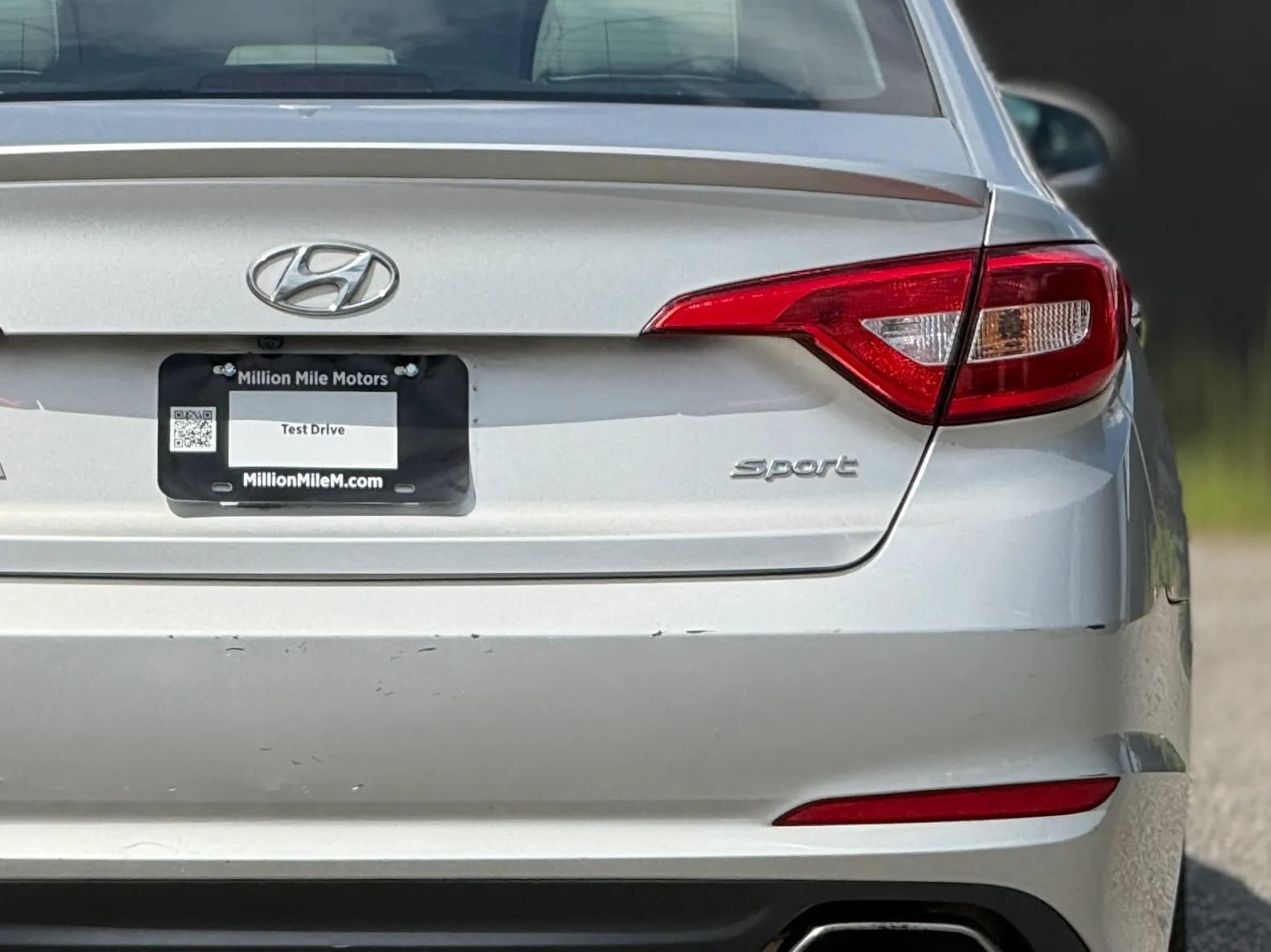 Used 2016 Hyundai Sonata Sport w/ Option Group 03 FWD image 14