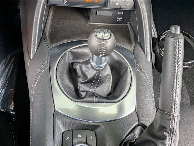 New 2026 MAZDA MX-5 Miata Club w/ Interior Package RWD image 13