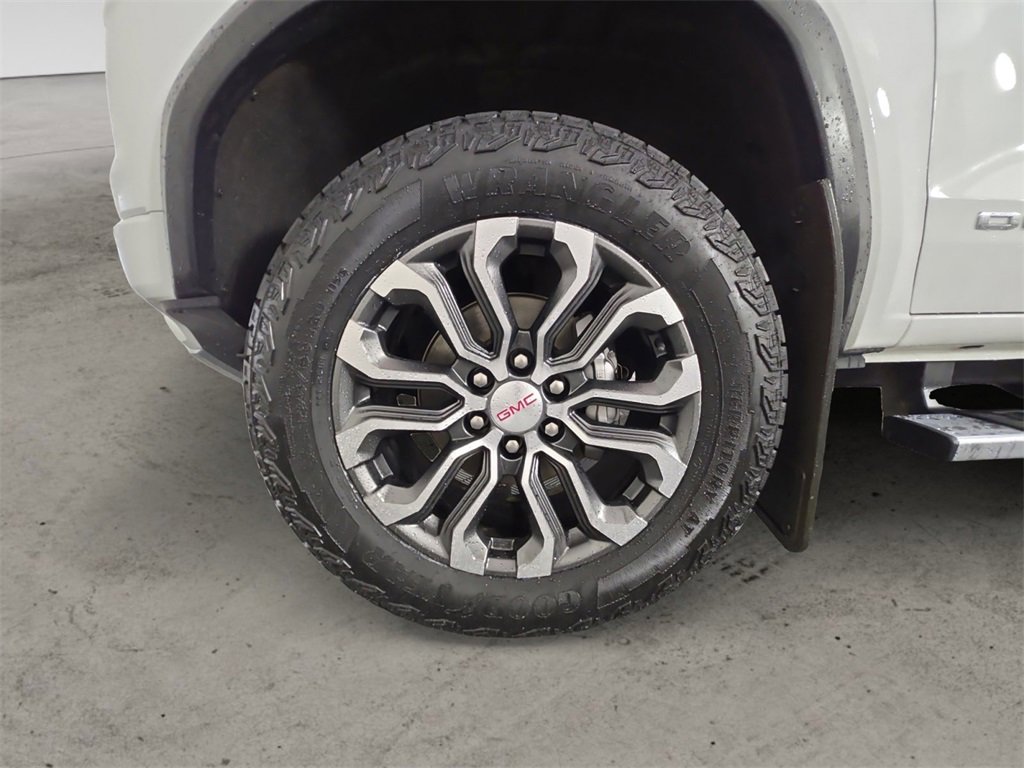 Certified 2023 GMC Canyon Denali image 14