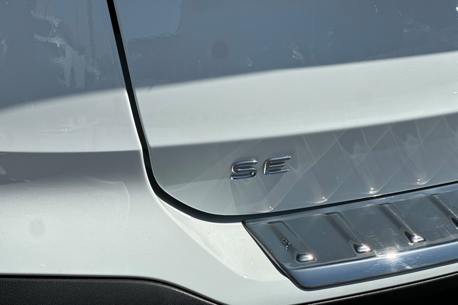 New 2027 Volkswagen Taos SE FWD image 7