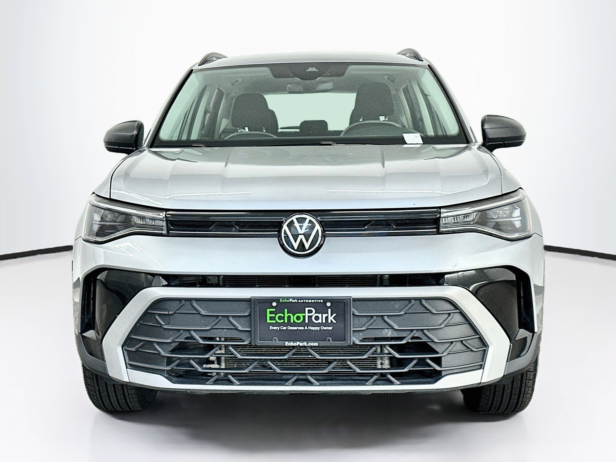 Used 2025 Volkswagen Taos S AWD/4WD image 2