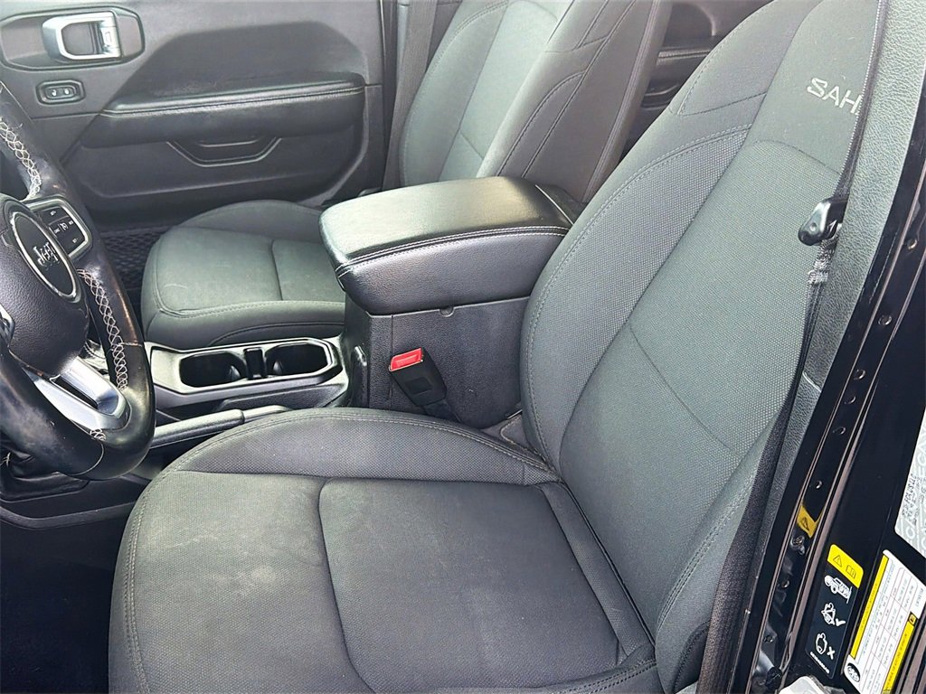 Used 2020 Jeep Wrangler Unlimited Sahara image 22