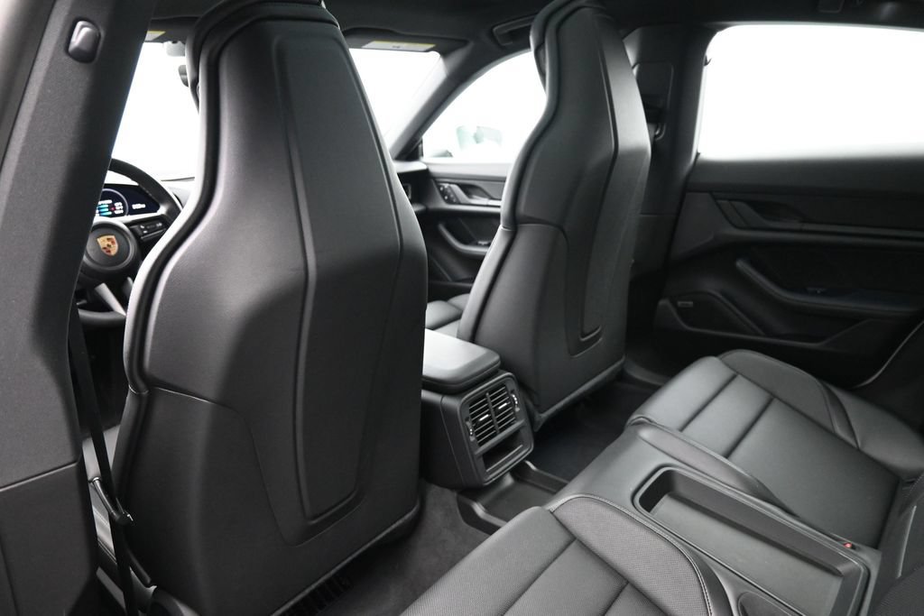 Certified 2024 Porsche Taycan RWD image 8