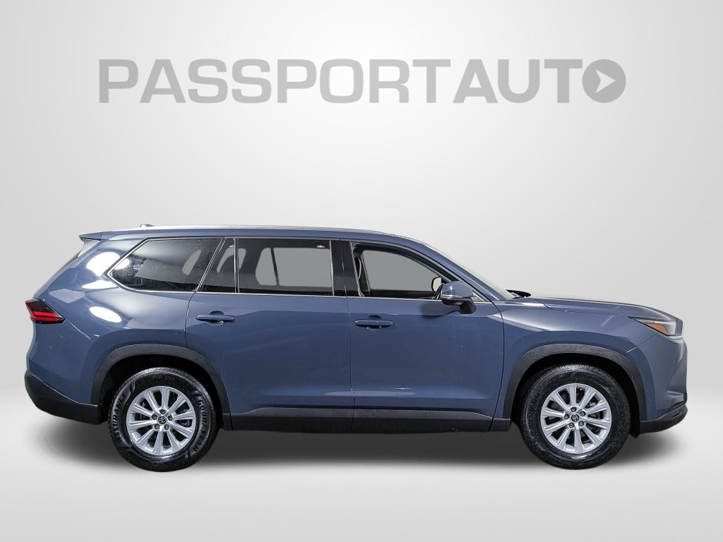 Certified 2025 Toyota Grand Highlander AWD image 8
