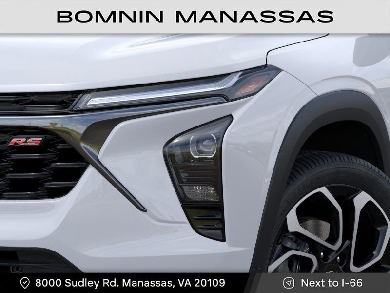 New 2026 Chevrolet Trax RS w/ Sunroof Package FWD image 10