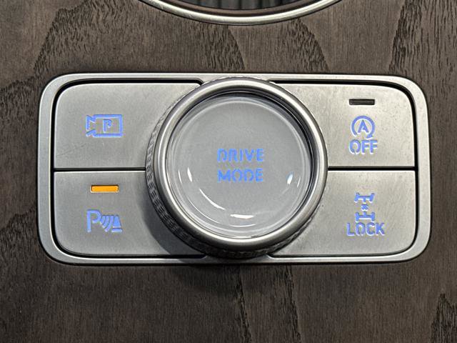 Used 2025 Genesis GV80 2.5T Prestige image 25