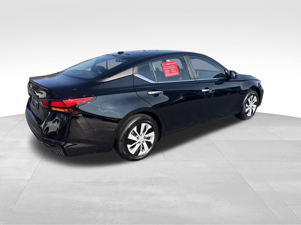 Used 2025 Nissan Altima 2.5 S image 7