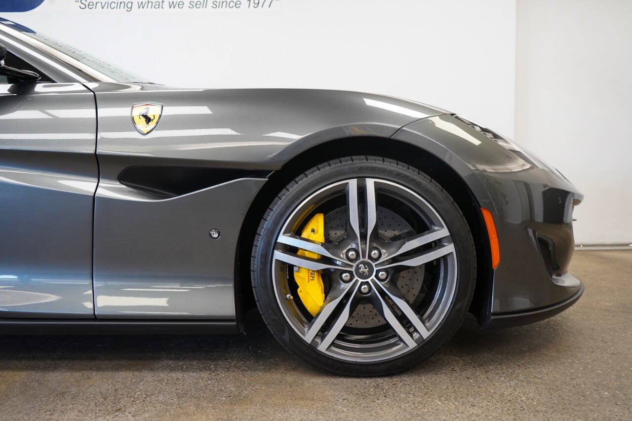 Used 2019 Ferrari Portofino RWD image 25