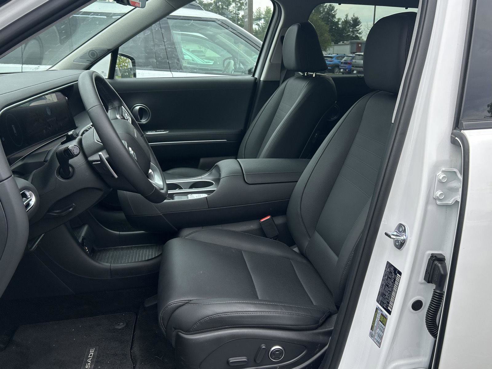 Used 2026 Hyundai Palisade Limited AWD/4WD image 7