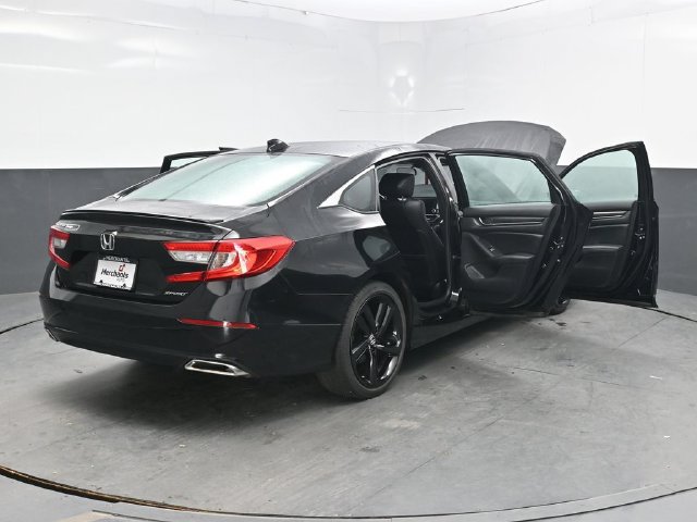 Used 2019 Honda Accord Sport image 46