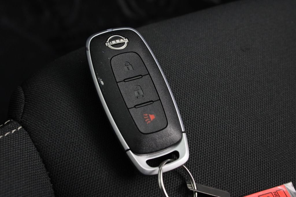 Certified 2023 Nissan Rogue S image 30