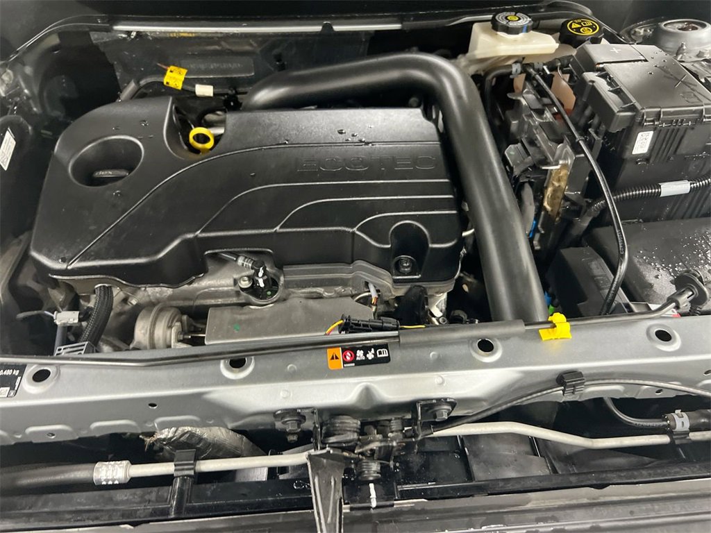 Used 2023 Chevrolet Equinox LT w/ Driver Convenience Package image 24