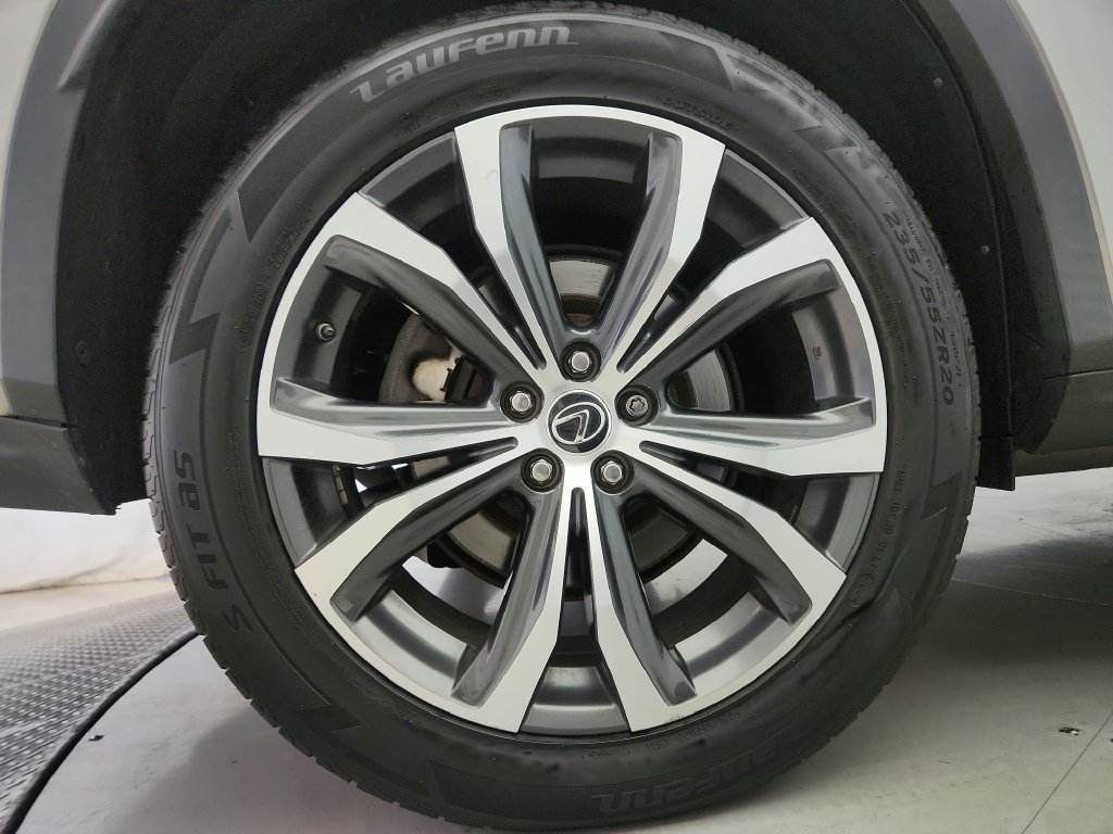Used 2019 Lexus RX 450h AWD image 40
