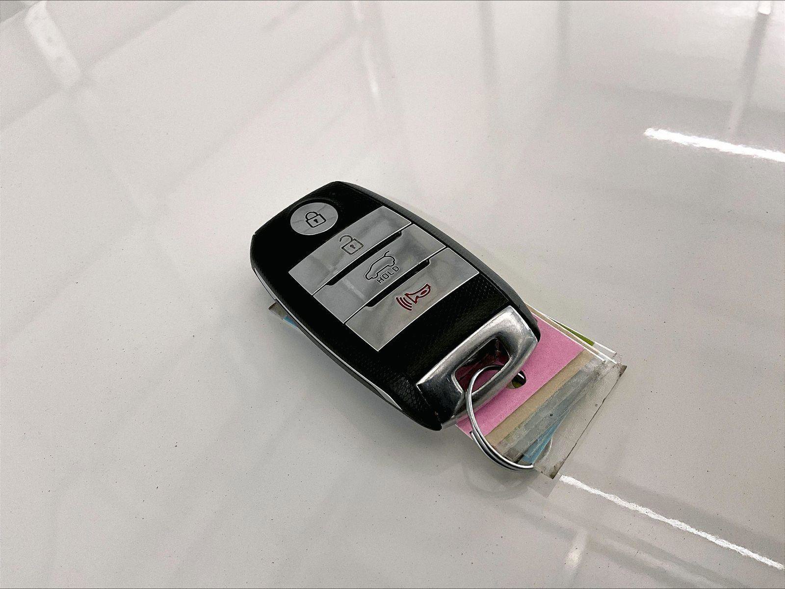 Used 2018 Kia Soul + w/ + Primo LIT Package FWD image 9