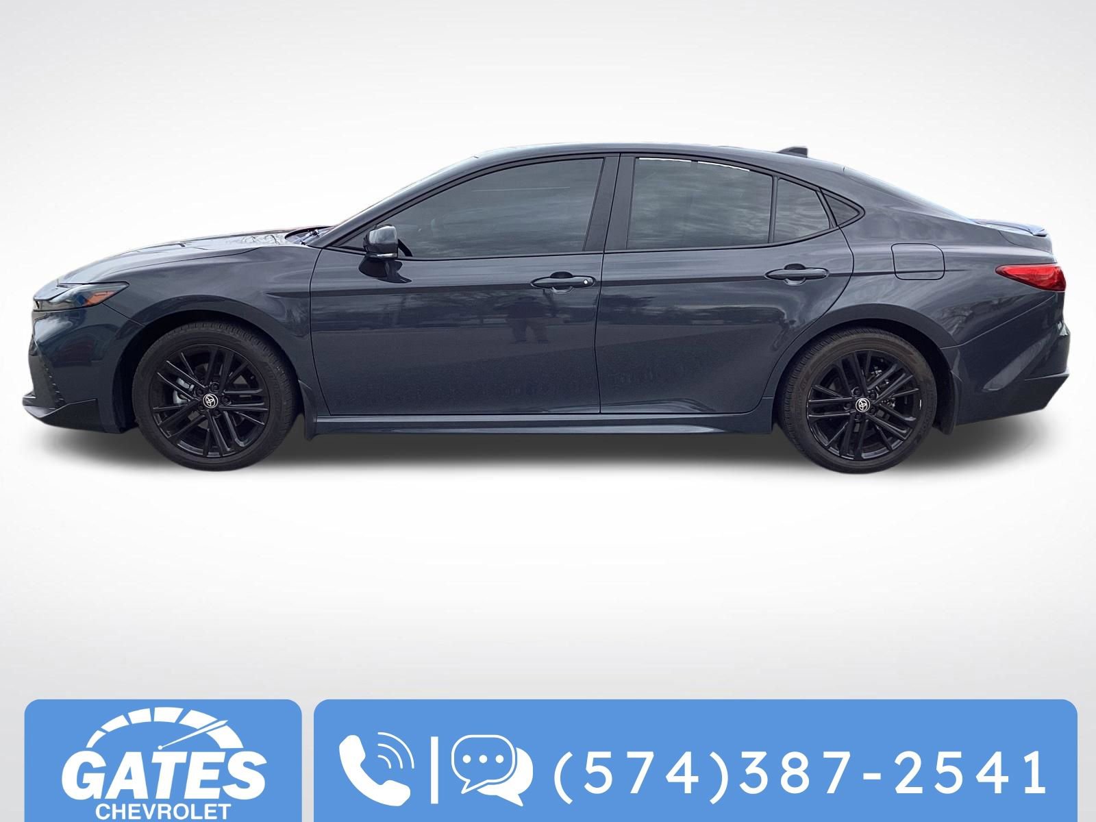 Used 2025 Toyota Camry SE AWD/4WD image 6