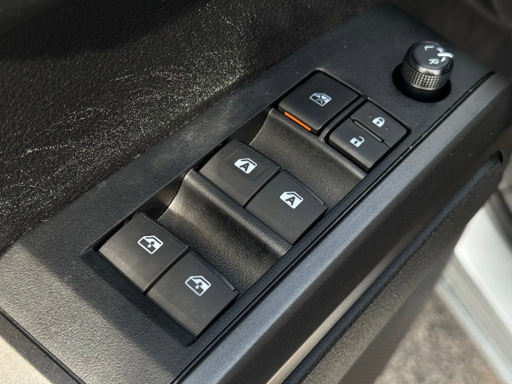 Used 2022 Toyota Tacoma TRD Sport AWD/4WD image 13