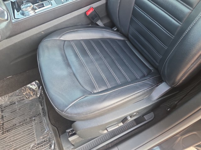 Used 2020 Ford Edge SEL w/ Convenience Package FWD image 28
