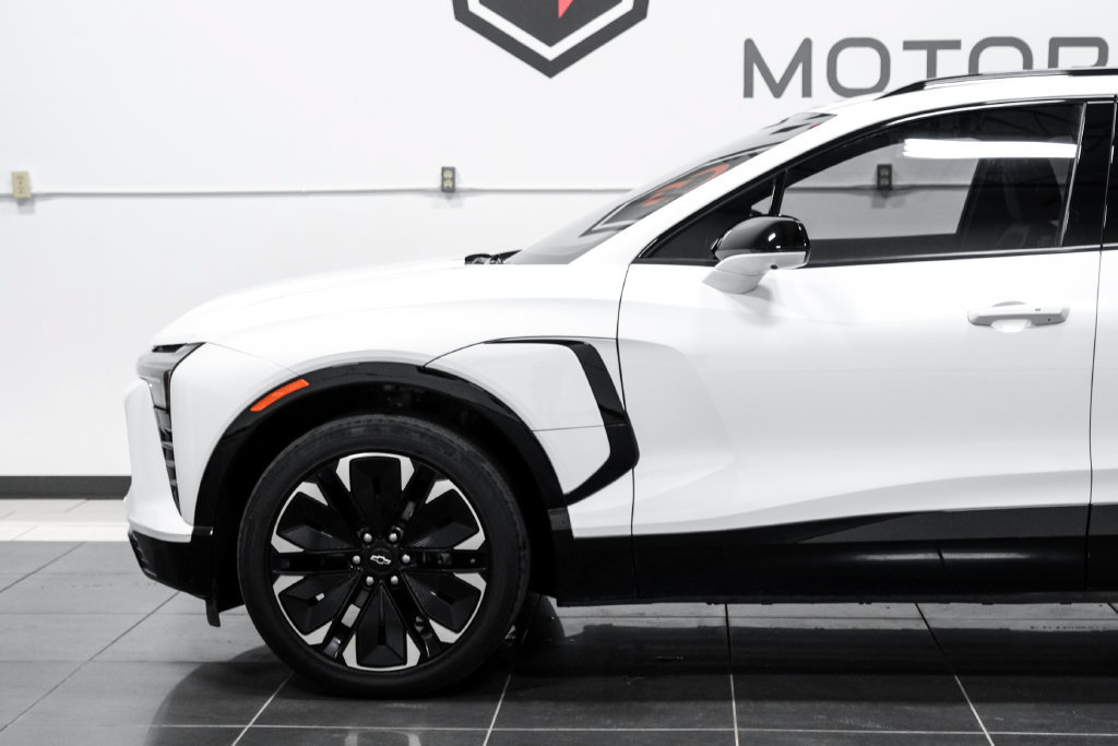Used 2024 Chevrolet Blazer EV RS AWD/4WD image 11