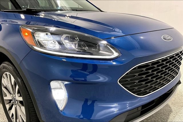 Used 2022 Ford Escape Titanium w/ Class II Trailer Tow Package AWD/4WD image 39
