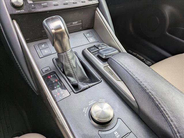 Used 2017 Lexus IS 200t image 12