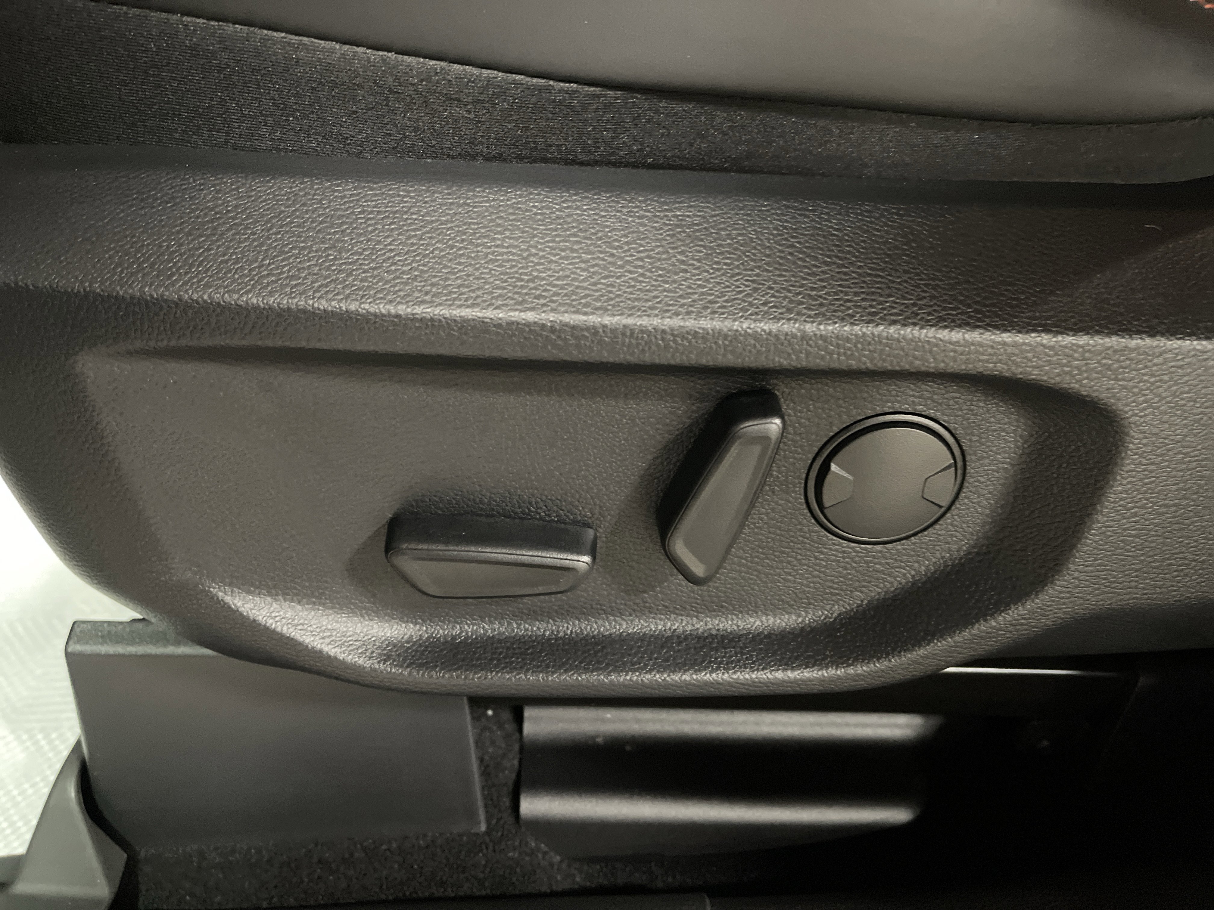 Used 2025 Ford Ranger Raptor image 13