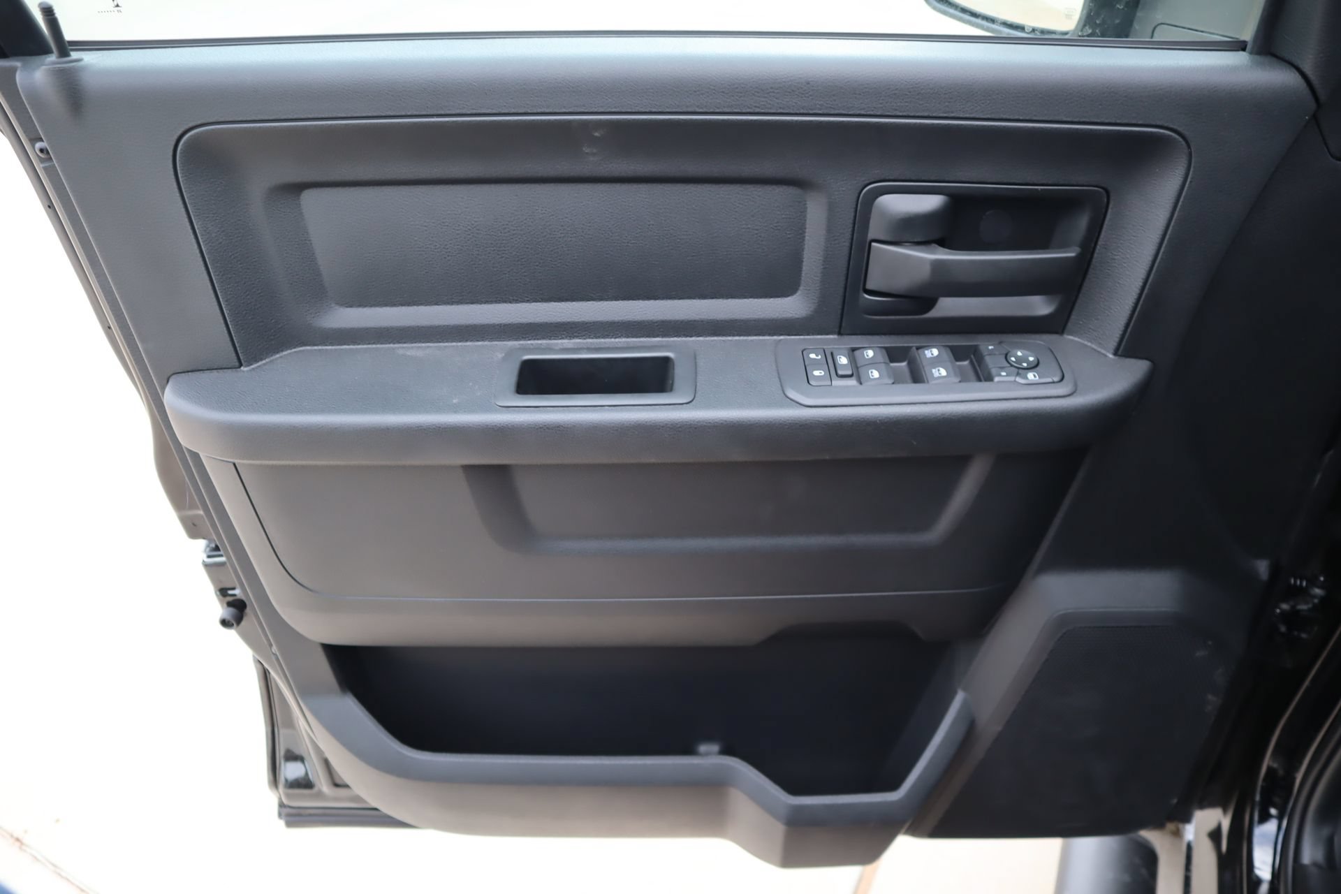 New 2027 RAM 2500 Tradesman AWD/4WD image 15