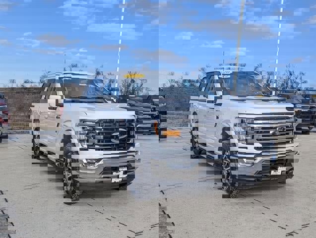 Used 2022 Ford F150 Lariat w/ Equipment Group 501A Mid image 5