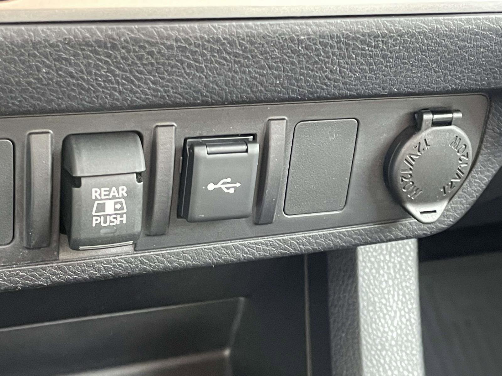 Used 2022 Toyota Tacoma SR5 image 5