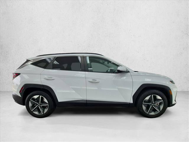 Used 2025 Hyundai Tucson SEL FWD image 4