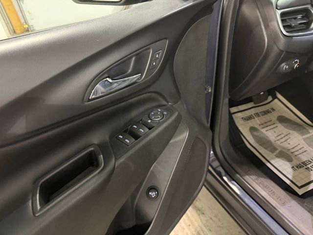 Used 2018 Chevrolet Equinox LT image 10