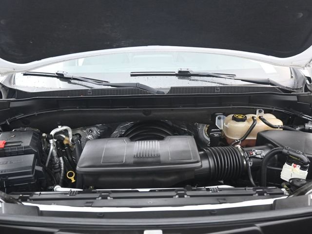 Used 2023 Chevrolet Suburban Premier image 32