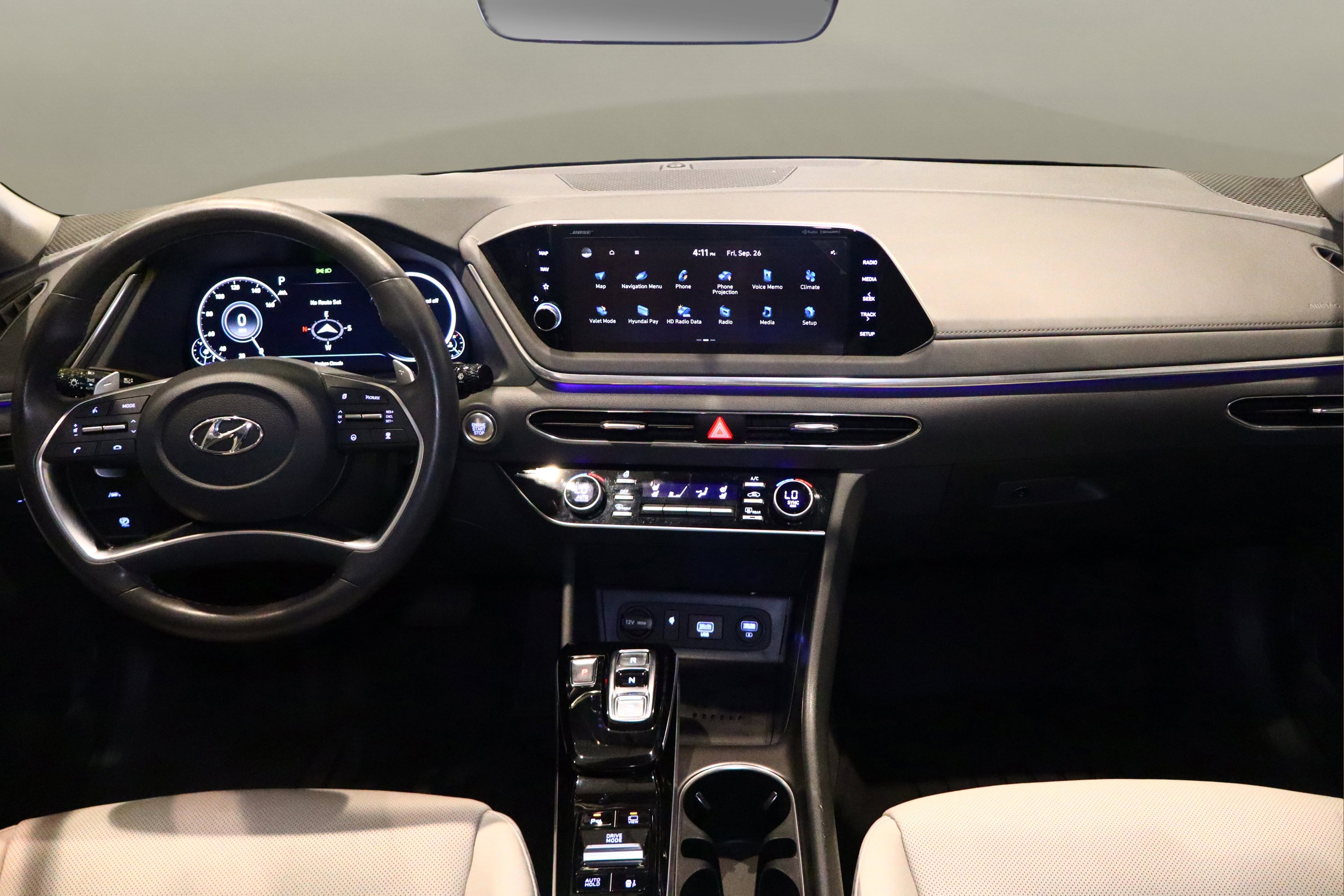 Used 2023 Hyundai Sonata Limited w/ Preferred Accessory Package image 22