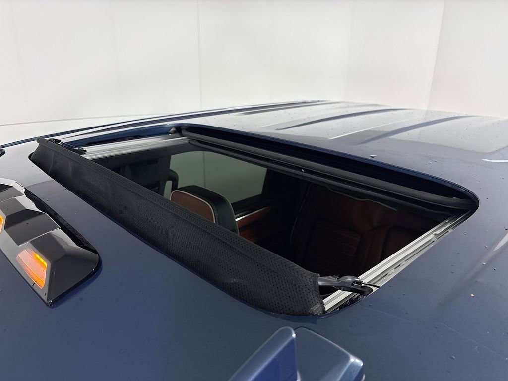 New 2026 GMC Sierra 2500 Denali Ultimate w/ LPO, Black Badging Package image 22