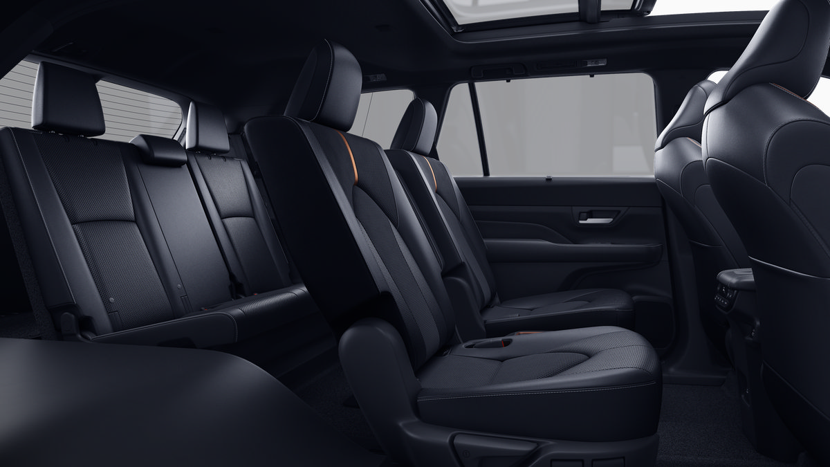 New 2026 Toyota Grand Highlander AWD Hybrid image 2