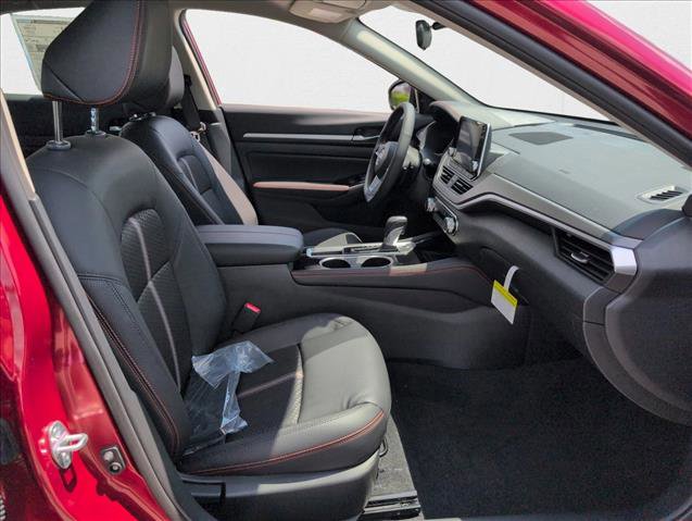 New 2025 Nissan Altima 2.5 SR image 23